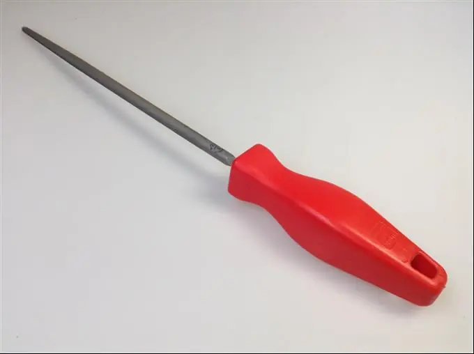 Preiswert - Rundfeile Dick. fein, Hieb 3, 200 x 7,1 mm mit Heft