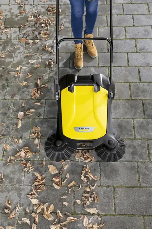 Kehrmaschine S 4 Twin - Nur heute